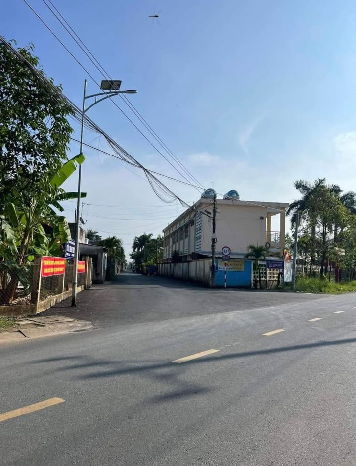 Đất nền 600m² tại Long Thuận, Gò Công - Giá chỉ 1,8 tỷ - Cơ hội đầu tư tuyệt vời!