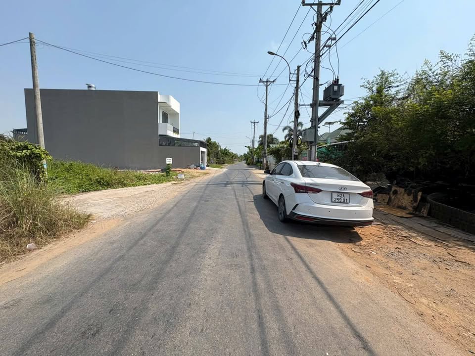 Đất nền góc 2 mặt tiền đường Mai Bá Hương, Tân An, 200m² - Giá tốt, đầu tư sinh lời!