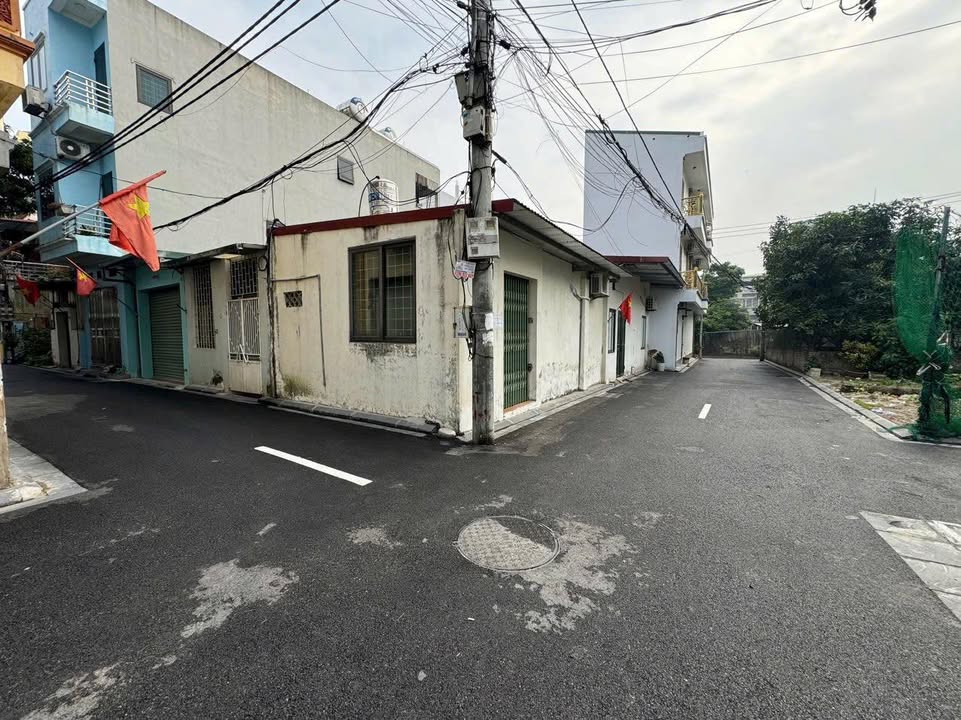 Đất Thạch Bàn 50m² giá thỏa thuận - Gần Aeon Long Biên, ô tô vào tận nhà!