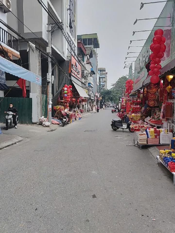 FrontHouse phố Trâu Quỳ Gia Lâm 125m² giá thỏa thuận - Đầu tư kinh doanh đỉnh cao!