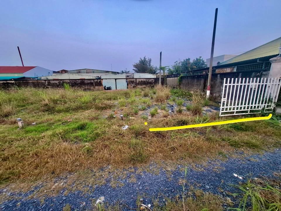 Đất nền Lô góc 3 mặt tiền đường Nguyễn Thị Bảy 120m² giá 1,15 tỷ - Cơ hội đầu tư hấp dẫn!