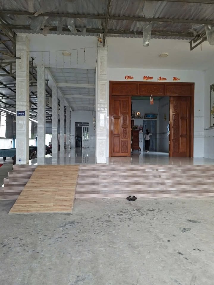 Nhà cấp 4 Thị trấn Chợ Mới 700m² giá 2.6 tỷ - Đầu tư lý tưởng cho nghỉ dưỡng!