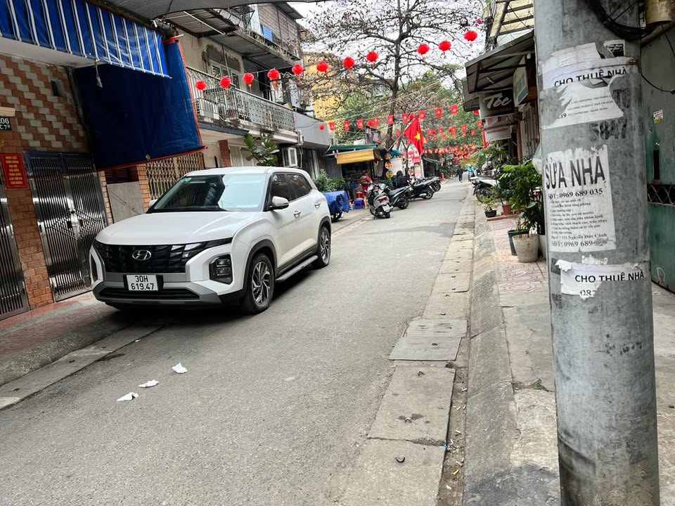 Nhà TT Quỳnh Mai 56m² giá 4.5 tỷ - Ô tô tránh, kinh doanh tốt!