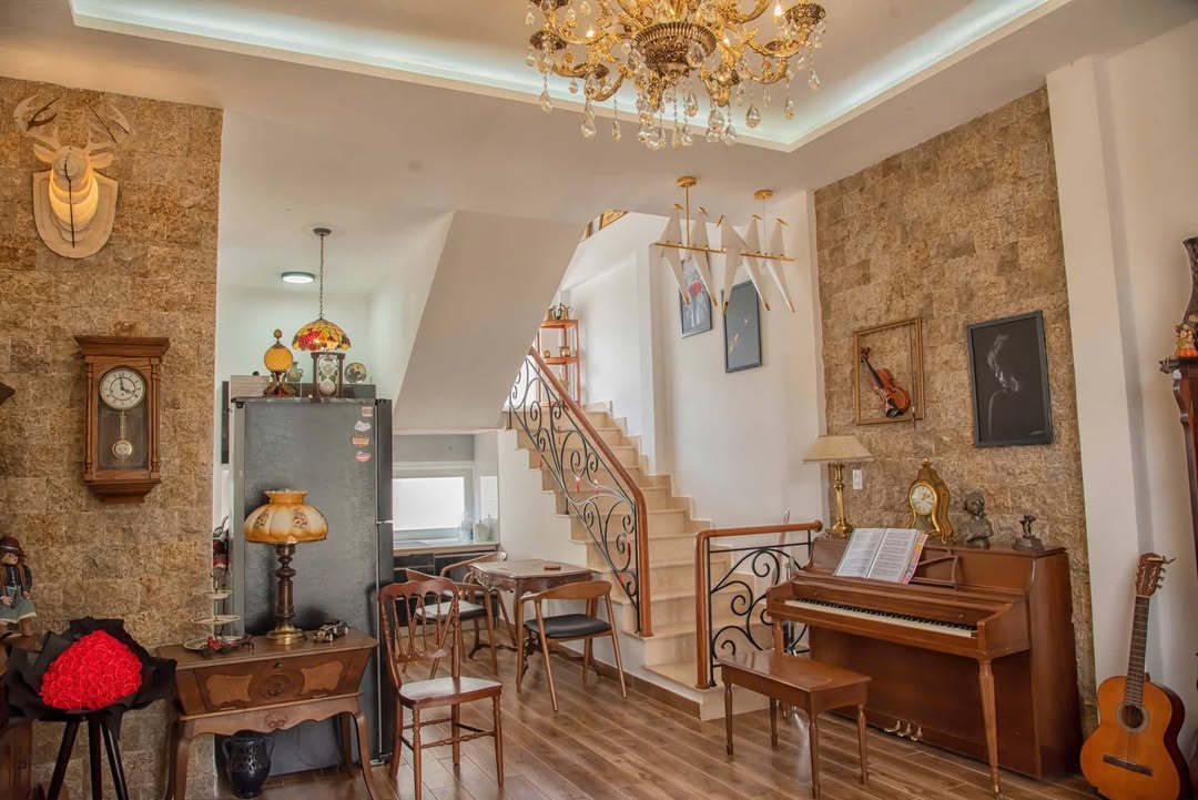 Nhà phố Đà Lạt 82m² giá 8.5 tỷ - Khu an ninh, gần chợ Chi Lăng!