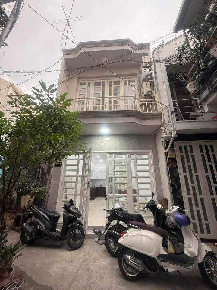 Nhà hẻm ba gác XVNT Bình Thạnh 35m² giá 4.9 tỷ - Sẵn sàng vào ở ngay!