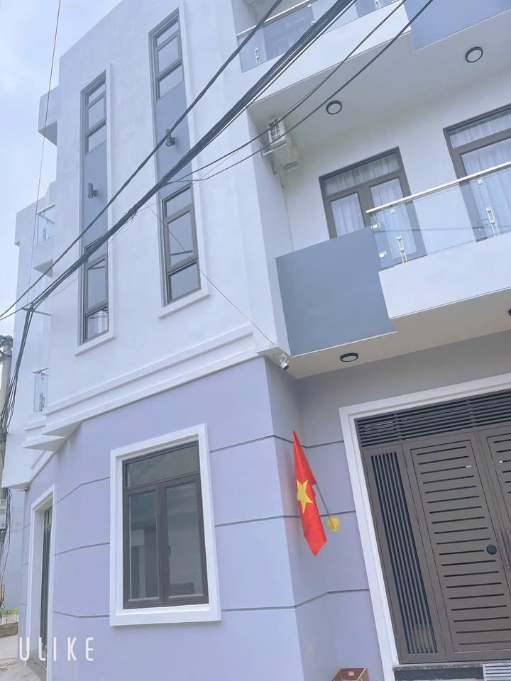 Bán nhà 3 tầng Phú Sơn, Thanh Hóa 128m² giá 2 tỷ - Thiết kế hiện đại, sẵn sàng đón Tết!