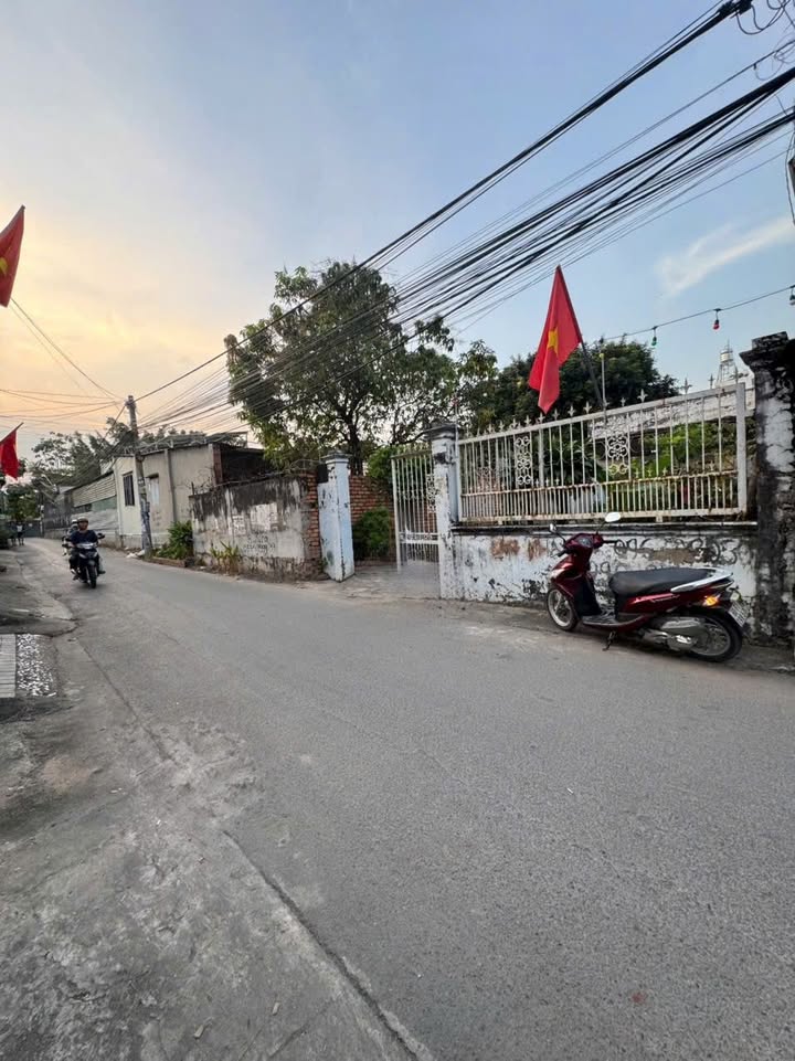 Đất nền Trảng Dài 149m² giá 2.99 tỷ - Sổ hồng riêng, gần công an phường!