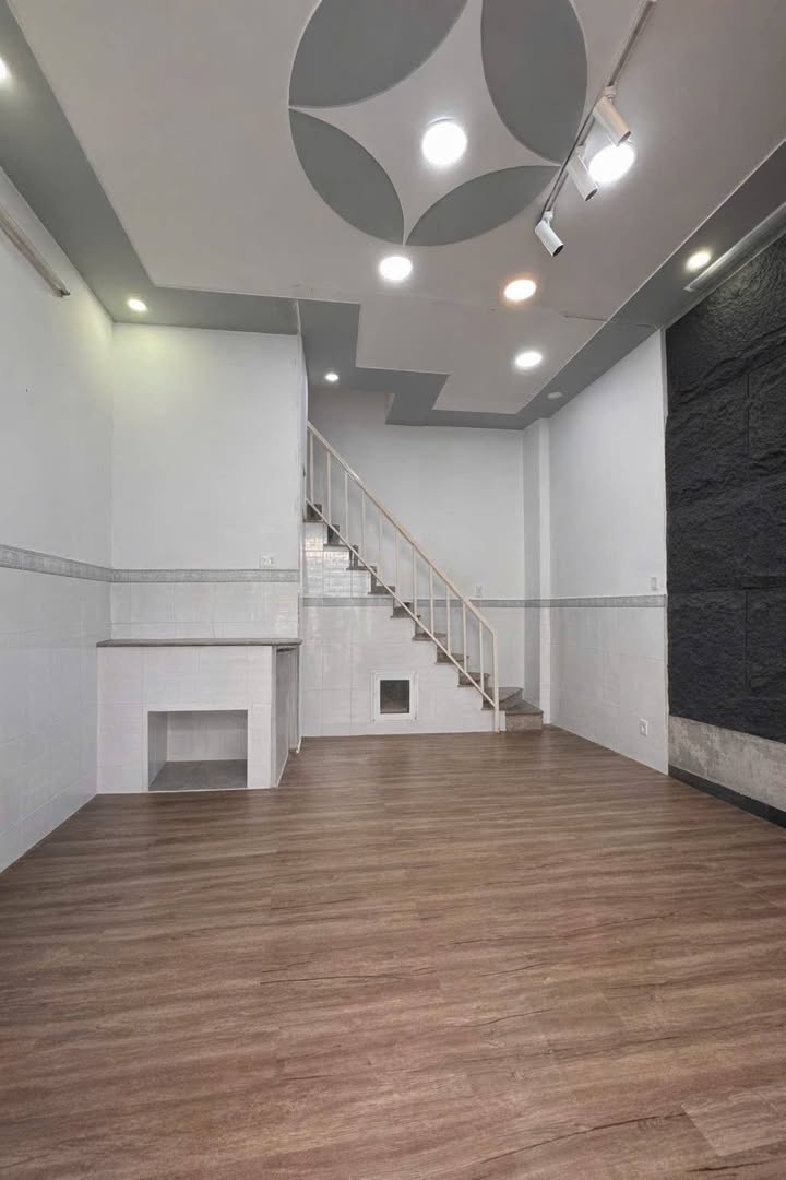 Nhà riêng Phường Thới An, Quận 12, 20m² giá 1.39 tỷ - Gần chợ tiện lợi!