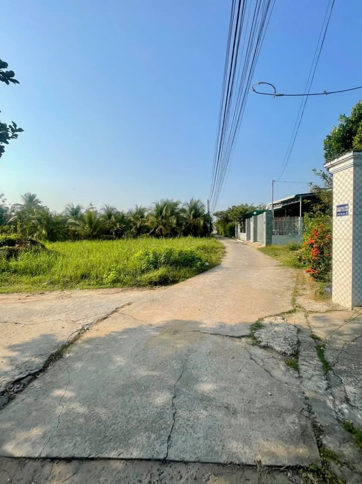 Đất nền góc 2 mặt tiền hẻm 76 Châu Văn Bảy, 158m² giá 1.55 tỷ - Cơ hội đầu tư hiếm có!