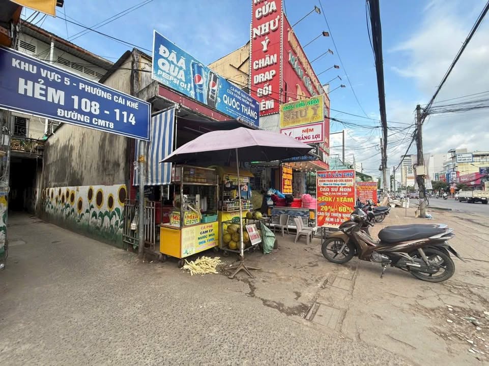 Nhà phố Ninh Kiều 18m² giá 650 triệu - Sổ hồng hoàn công, gần trường học!