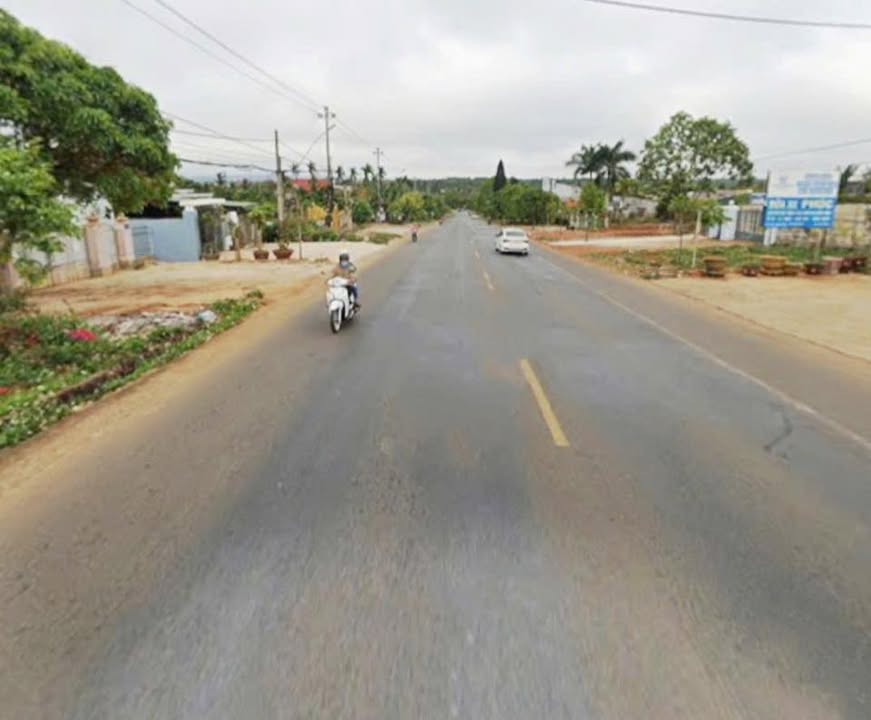 Đất thổ cư 688.5m² đường Hùng Vương, Buôn Hồ, Đắk Lắk - Tặng nhà cấp 4, giá chỉ 7.999 tỷ!