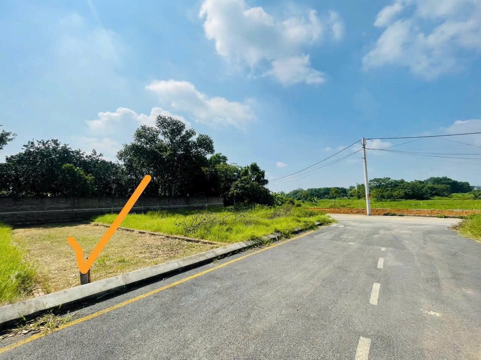 Đất nền 69m² Xã Bình Yên - Huyện Thạch Thất giá 2 tỷ - Đường rộng thông tứ phía!