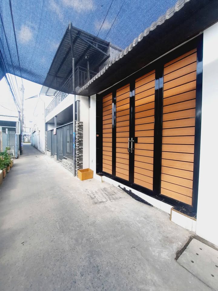 Nhà hẻm 661 Nguyễn Trung Trực, Rạch Giá 74m² giá 1.88 tỷ - Chính chủ bán gấp!