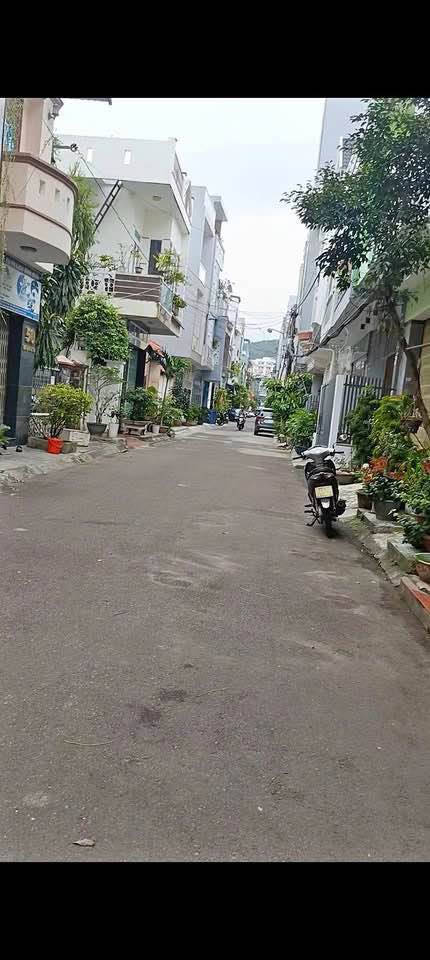Nhà Đẹp Bán Gấp Tại Đường Tô Hiến Thành, Quy Nhơn 60m² - An Ninh Đảm Bảo!