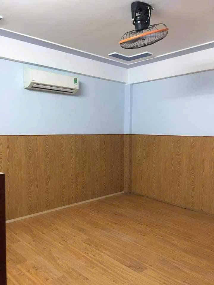 Nhà nguyên căn cho thuê tại Trần Quốc Toản, 40m² giá 3.5 triệu - Sạch sẽ, an ninh tốt!