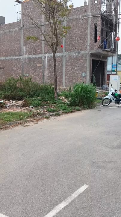 Shophouse Nhã Nam 102m² giá 2 tỷ - Cơ hội đầu tư hấp dẫn!