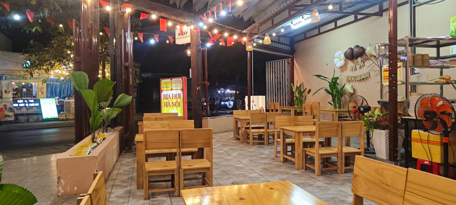 Mặt bằng kinh doanh khu Cán Bộ Giảng Viên 165m² - Sẵn sàng hoạt động ngay!