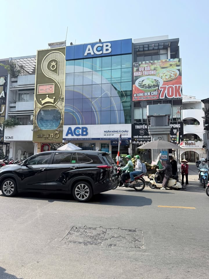 Nhà 3 tầng Phường Nhiêu Lộc Quận 3, 35m² giá 10.99 tỷ - Vị trí trung tâm Sài Gòn!