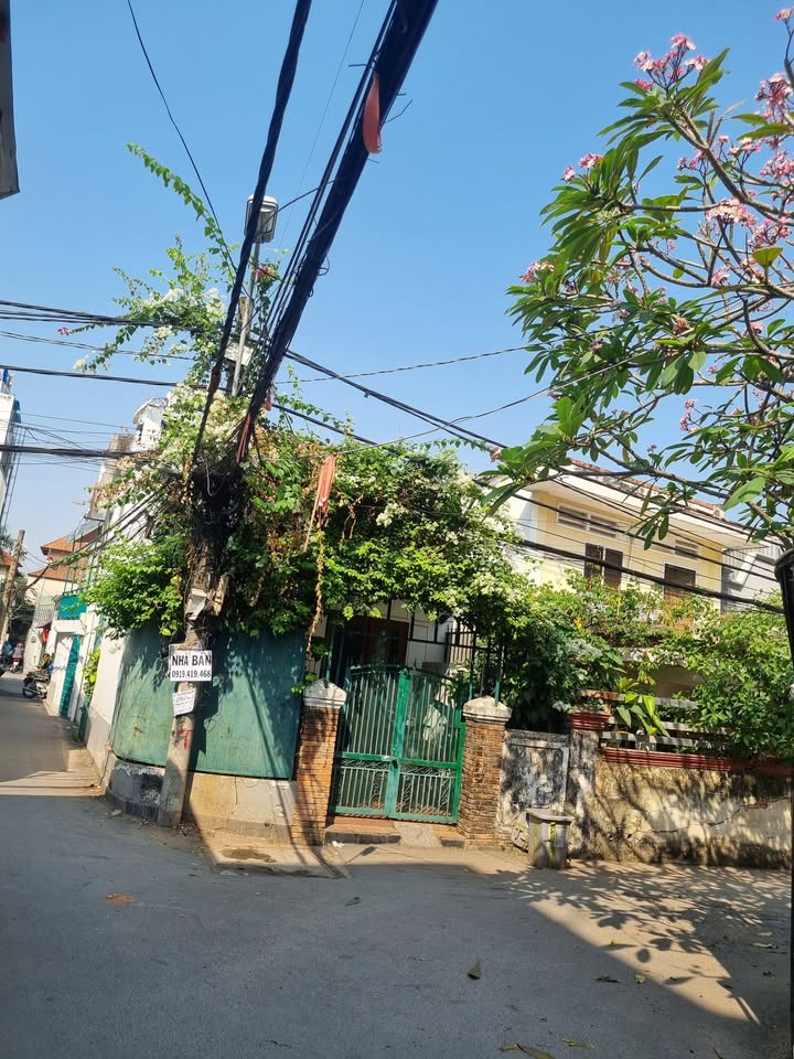 Nhà phố Thảo Điền Q2 57.7m² giá 12 tỷ - Căn góc 2 mặt tiền thông thoáng!