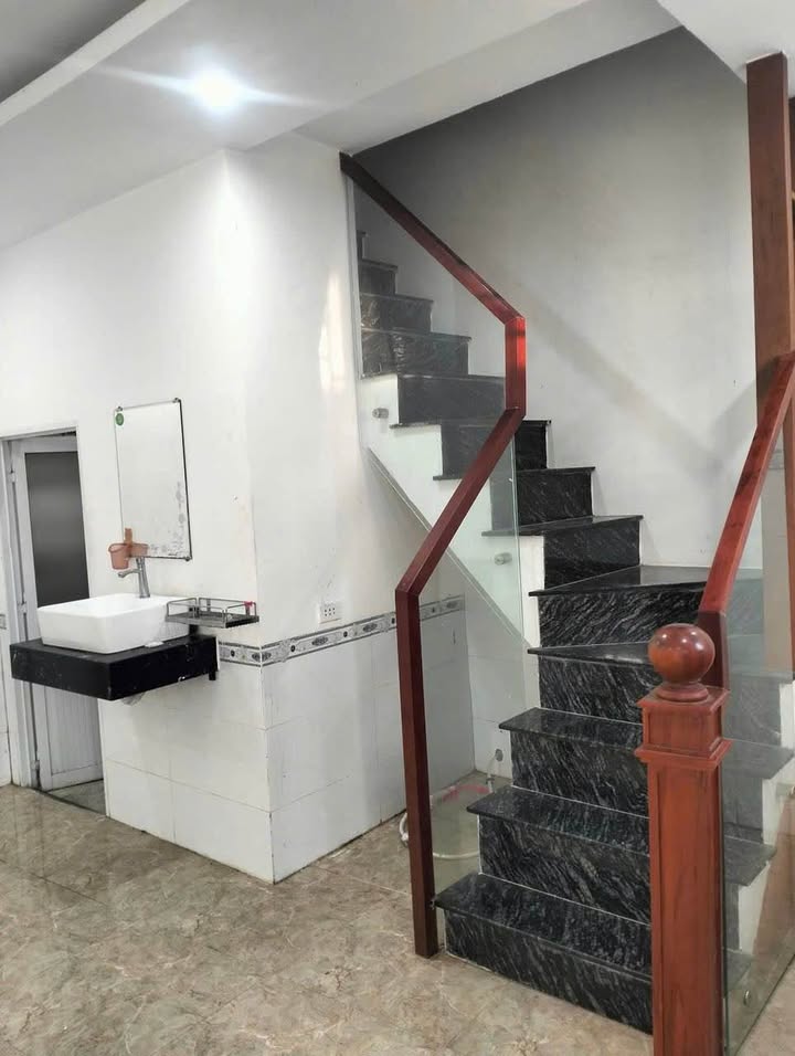 Nhà nguyên căn 65m² tại Phường Tân Mai, Biên Hòa - Giá thuê chỉ 3.5 triệu/tháng!