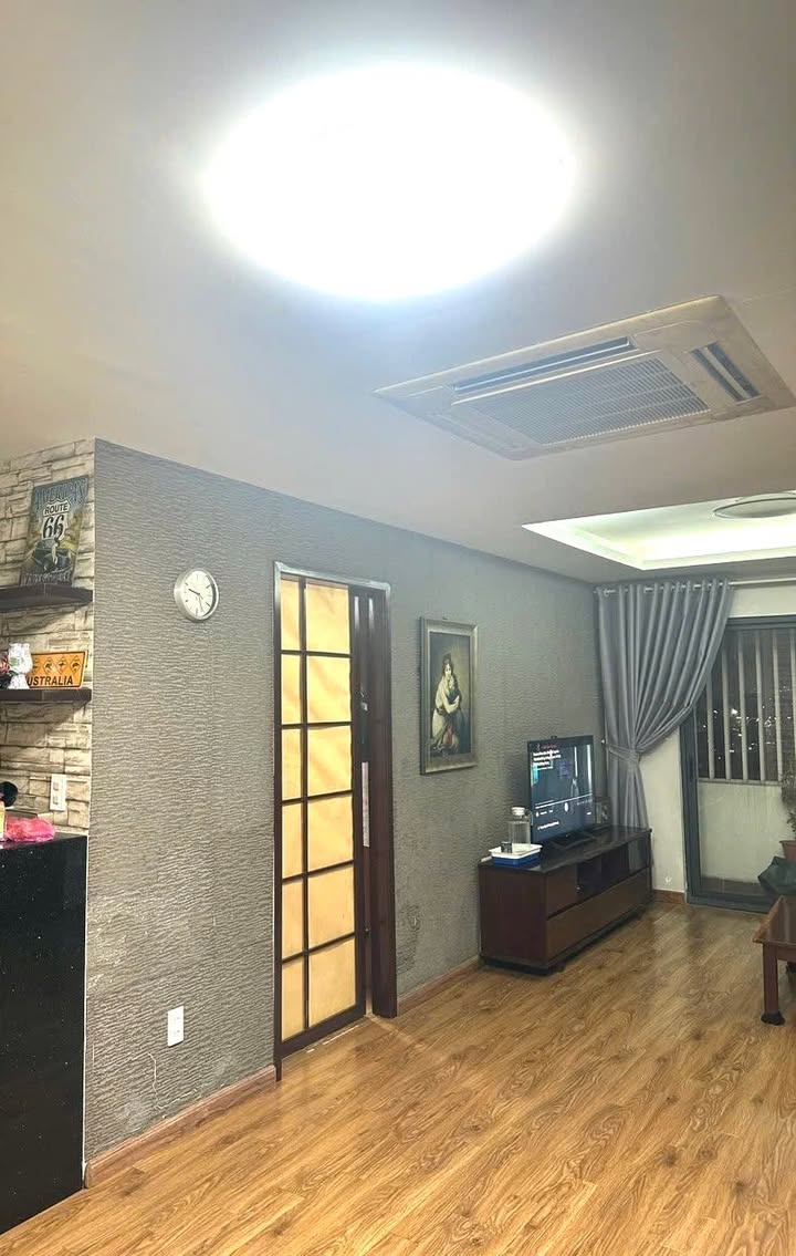 Căn hộ chung cư mặt phố Mai Chí Thọ - Giang Biên 76m² giá 4 tỷ - Thiết kế cực đẹp, tặng nội thất!