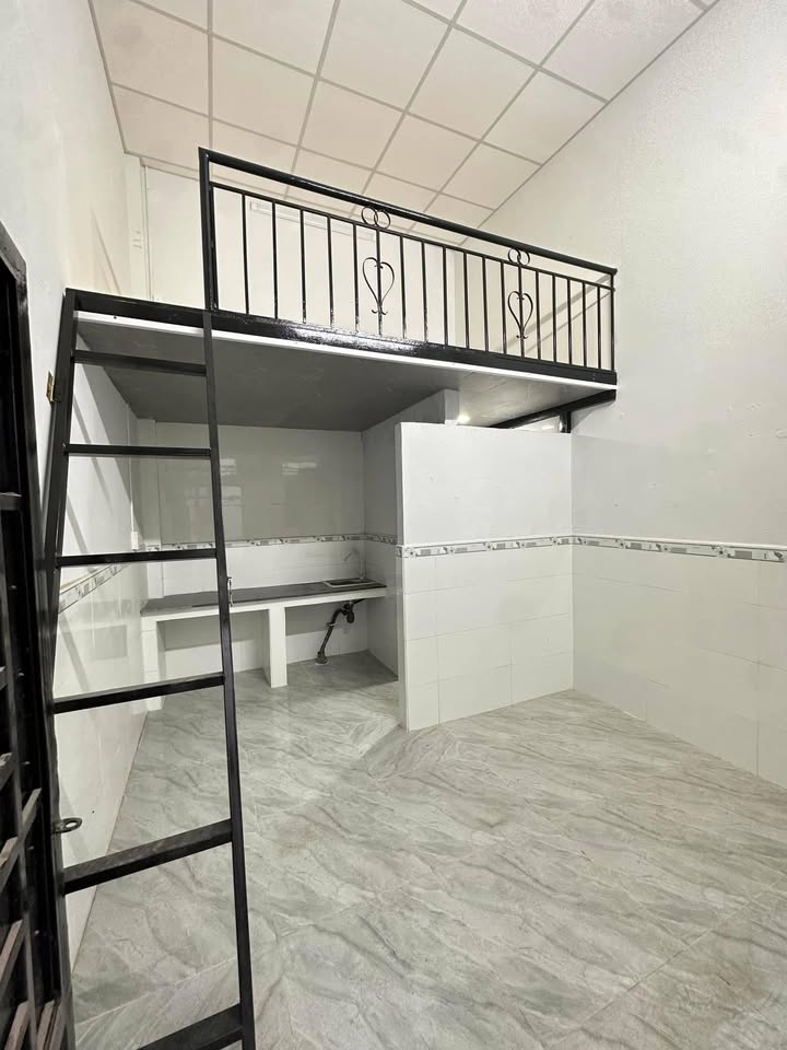 Phòng trọ cho thuê tại khu dân cư Hoàng Hải Hóc Môn, diện tích 14m² chỉ 2.8 triệu/tháng