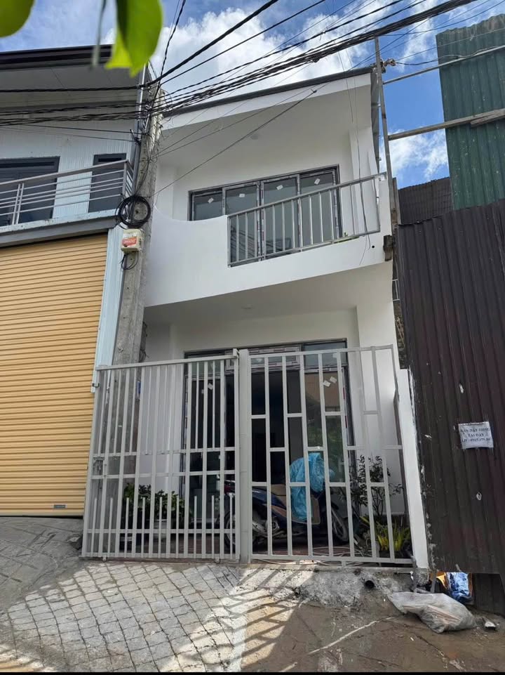 Bán nhà mặt tiền đường ô tô tải, P4 Đà Lạt, 83m² - Sẵn sàng vào ở!