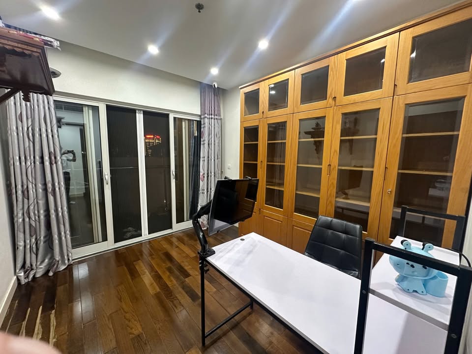 Căn hộ cho thuê tại chung cư 93 Lò Đúc, 120m² giá 18 triệu - Nhà đẹp đầy đủ nội thất!