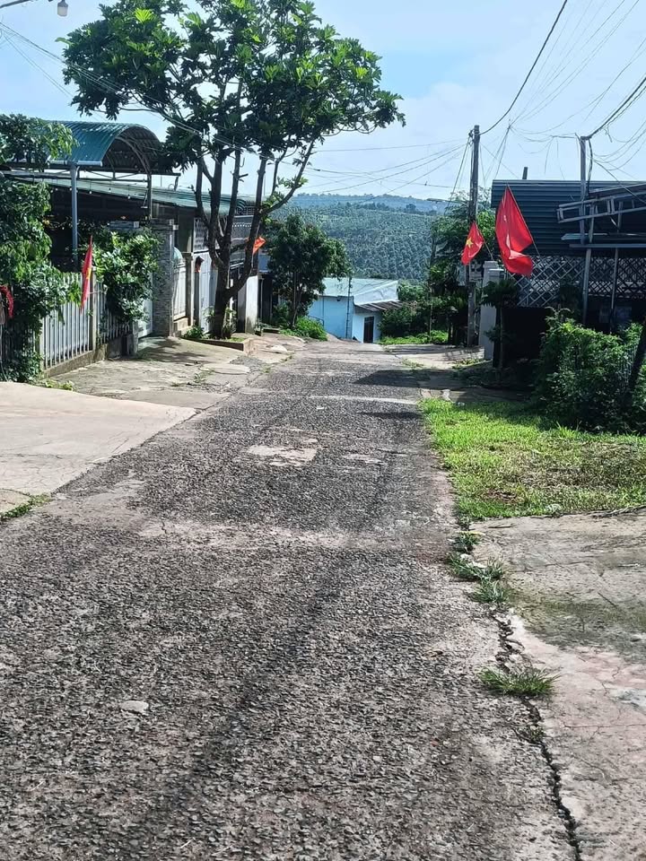 Dãy phòng trọ tại thị trấn Đức An, Đắk Song 1440m² giá 2.6 tỷ - Đầu tư sinh lời ngay!