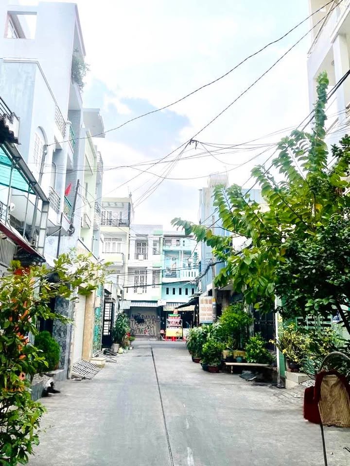 Bán nhà mặt tiền Nguyễn Nhữ Lãm, Tân Phú 68m² giá 8 tỷ - Kinh doanh sầm uất!