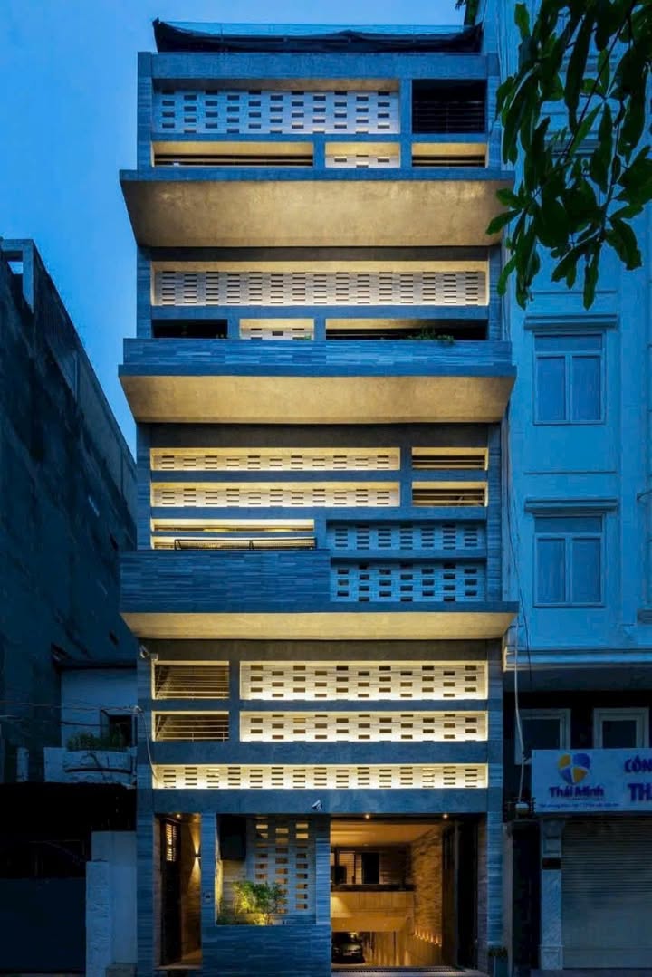 Nhà FrontHouse ngay cổng vào Nhà ga T3, Quận Tân Phú, 168m² - Giá thỏa thuận cực tốt!