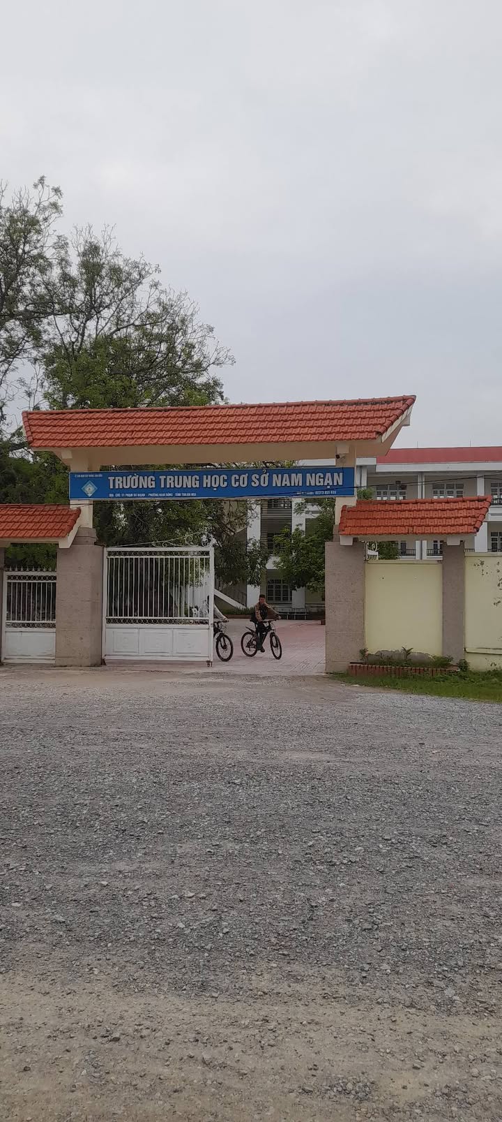 Đất kinh doanh 3 mặt tiền tại đường Hàng Cau, Thanh Hóa - Giá chỉ 3 tỷ