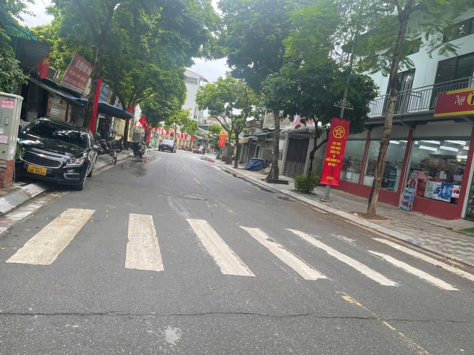 Nhà phố Xuân La Tây Hồ 54m² giá 9 tỷ - Thiết kế hiện đại, sổ đỏ chính chủ!