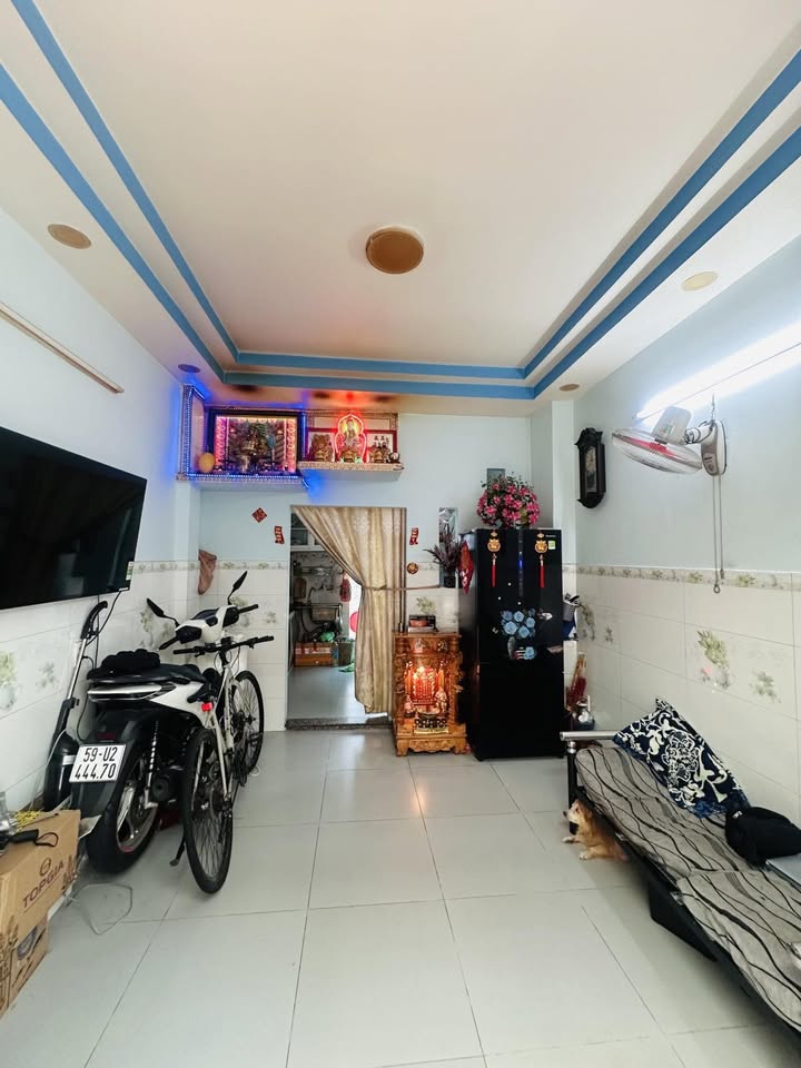 Nhà phố hẻm 2 mặt tiền Trung tâm Quận 10 - 24m² chỉ 7 tỷ - Tiềm năng sinh lời cao!