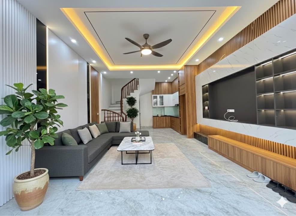 Nhà phố Sài Đồng Long Biên 46m² giá 8.2 tỷ - Đón Tết an cư ngay!