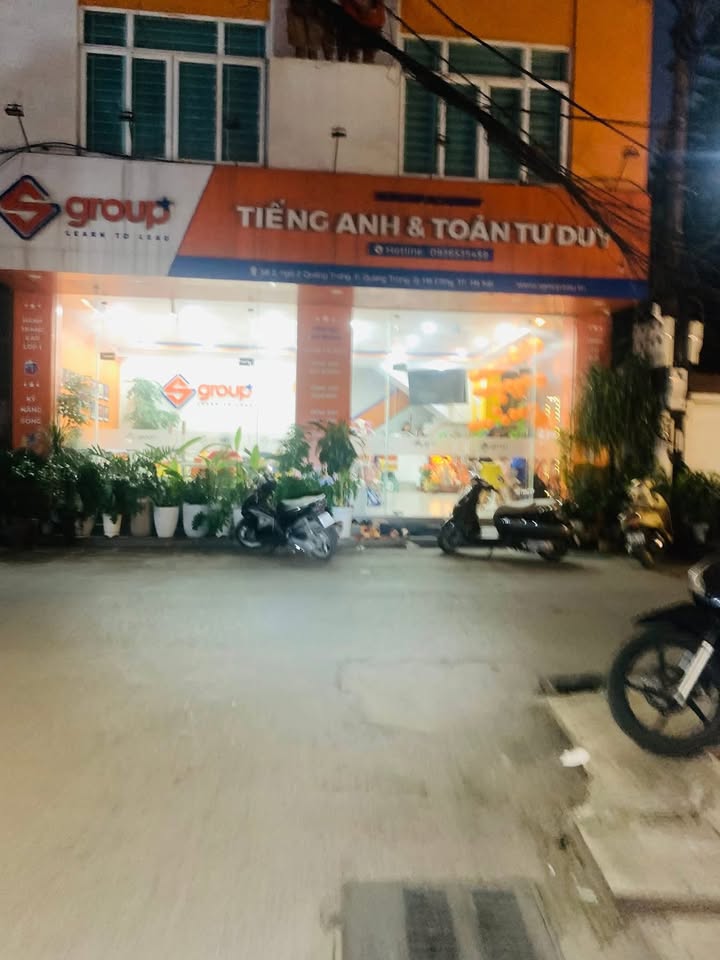 Nhà phố Quang Trung Hà Đông 40m² giá 11.8 tỷ - Ô tô tránh đỗ cửa, dân trí cao!