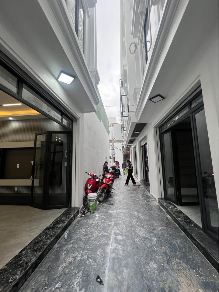 Nhà phố Tôn Đức Thắng, Quận An Dương, 41m² giá 3.35 tỷ - Đầy đủ tiện ích