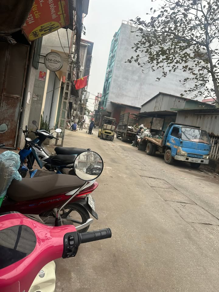 Đất nền 125m² Quận Long Biên giá 4 tỷ - Đường rộng ô tô vào tận nơi!