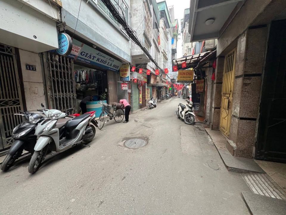 Nhà mặt phố Văn Chương Đống Đa 33m² giá 9 tỷ - Chính chủ, sẵn sàng ở ngay!