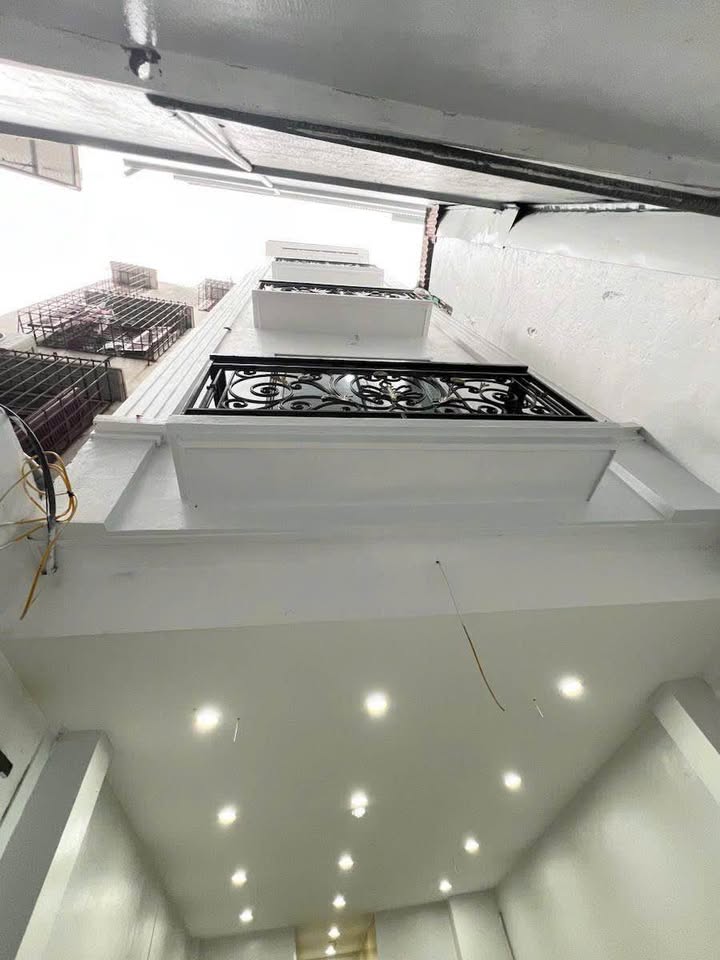 Căn hộ chung cư Chính Kinh 50m² giá thỏa thuận - Gần phố 15m, 2 mặt ngõ