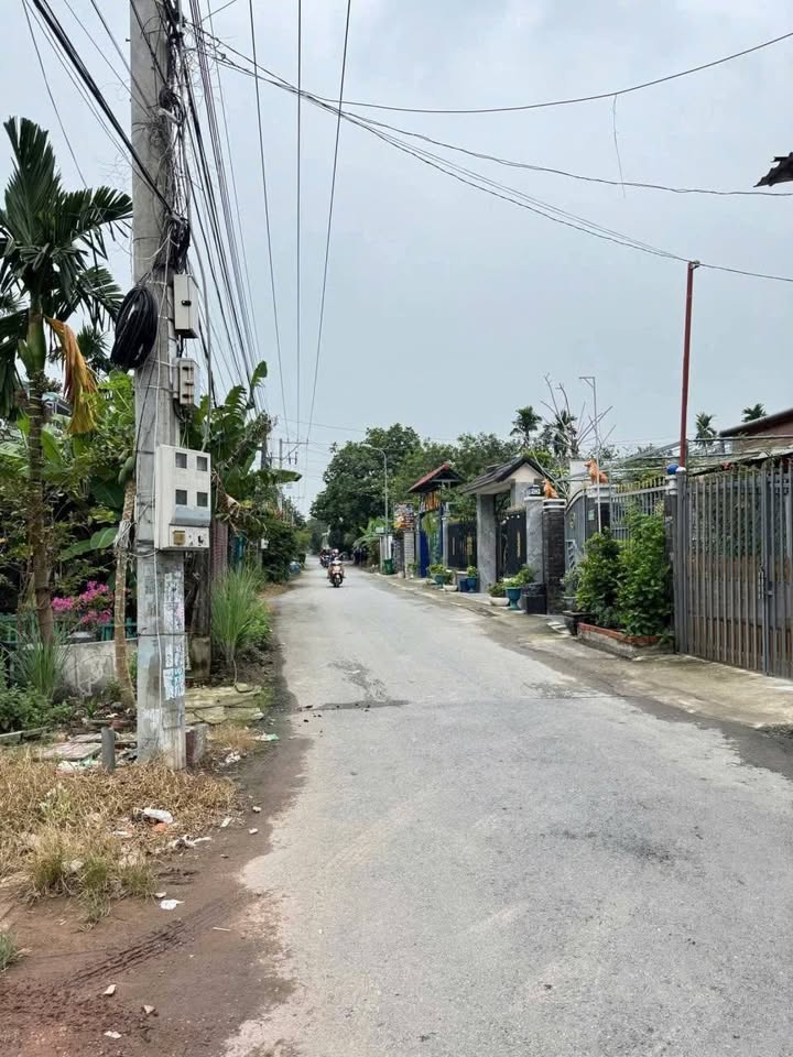 Nhà mặt tiền đường Bình Nhâm, 40m², giá 1.2 tỷ - Kinh doanh thuận lợi!