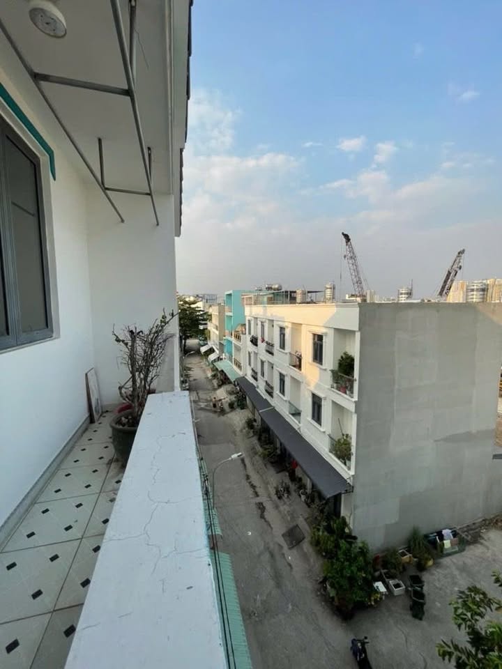 Nhà 4 Tầng tại Bình Tân 55m² giá chỉ 6 tỷ - Hẻm xe hơi vào tận nhà!