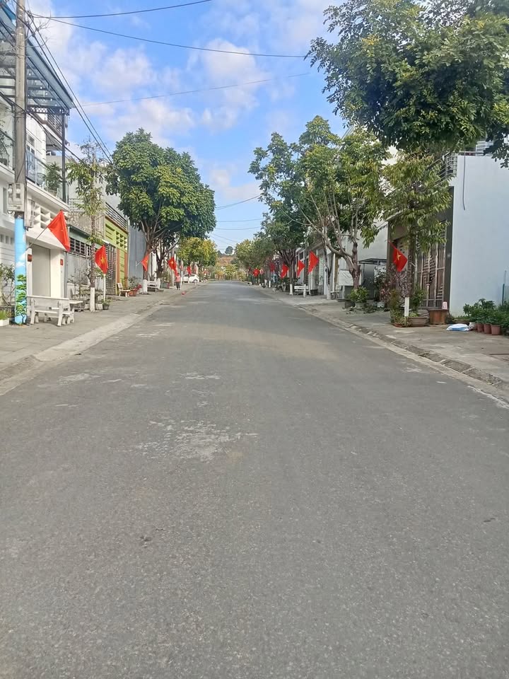 Đất nền đường Phạm Hồng Thái, 105m² giá 1.2 tỷ - Vị trí vàng gần chợ và bệnh viện!