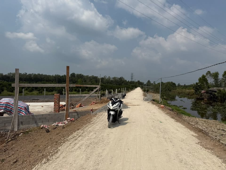 Đất thổ cư 500m² tại Bến Lức giá chỉ 400 triệu - Đầu tư sinh lời ngay!