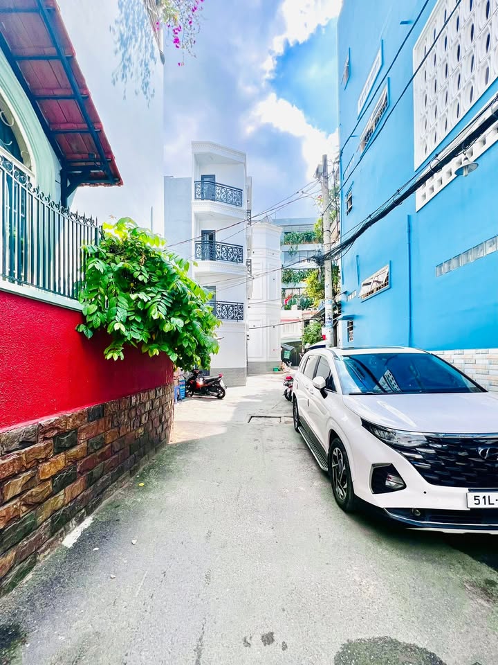 Căn hộ dịch vụ 70m² tại Phú Nhuận - Đầu tư sinh lời 40 triệu/tháng!