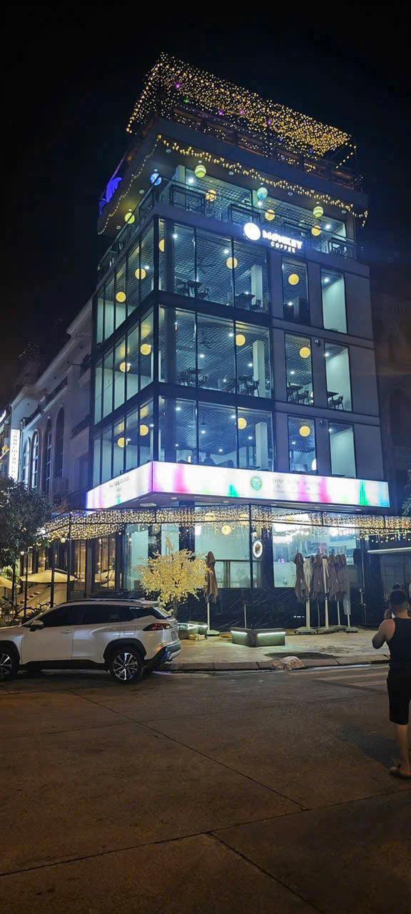 FrontHouse Geleximco Hà Đông 117m² giá 61 tỷ - Tòa nhà 7 tầng thang máy đẹp mắt!