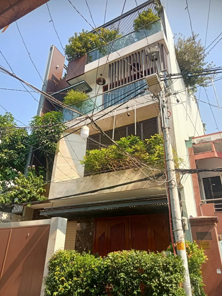 Nhà phố Lê Văn Sỹ, Tân Bình 47m² giá 10.6 tỷ - Dòng tiền ổn định 30 triệu/tháng!