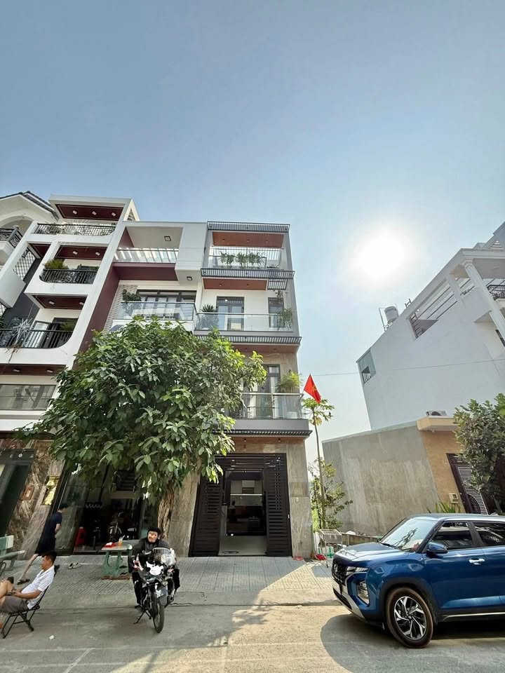 Nhà phố Lê Thị Riêng, Thới An, Quận 12, 63m² giá 7.99 tỷ - Nội thất cao cấp, chính chủ