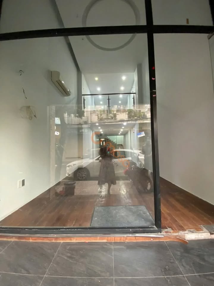 Nhà mặt tiền kinh doanh Nguyễn Hồng Đào, Tân Bình 54.5m² - Giá 15 tỷ thương lượng!