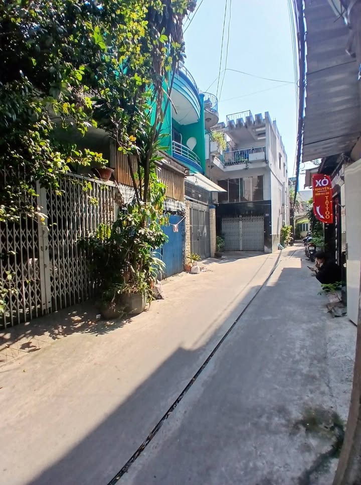 Nhà đẹp Quận 11 53m² giá 8 tỷ - Sổ hồng chính chủ, ô tô đỗ cửa!